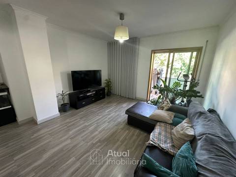 Apartamento T2 Venda em Caldas de Vizela (São Miguel e São João),Vizela