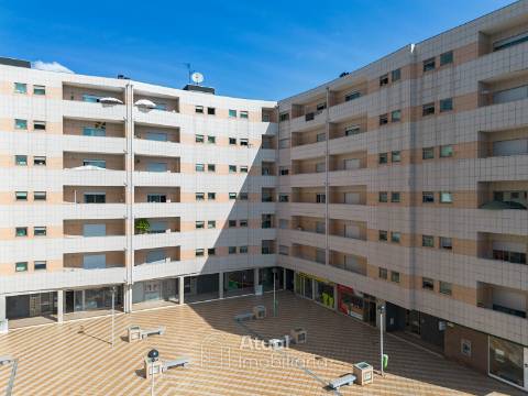 Apartamento T2 Venda em Caldas de Vizela (São Miguel e São João),Vizela