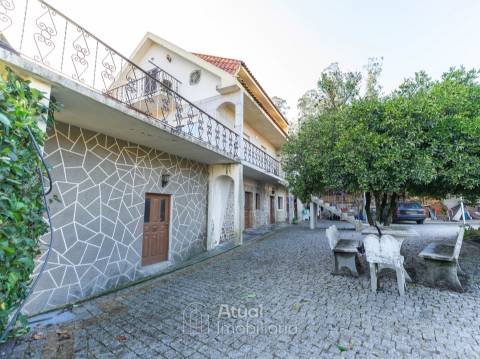 Moradia Isolada T6 Venda em Regilde,Felgueiras