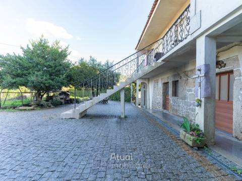 Moradia Isolada T6 Venda em Regilde,Felgueiras