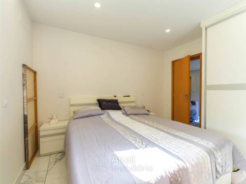 Moradia Isolada T6 Venda em Regilde,Felgueiras