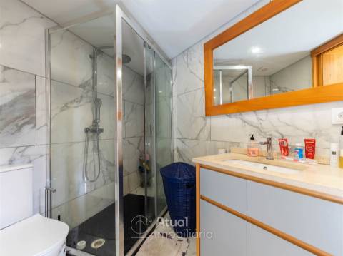 Moradia Isolada T6 Venda em Regilde,Felgueiras