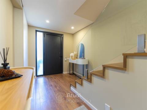 Moradia em Banda T3 Venda em Guardizela,Guimarães