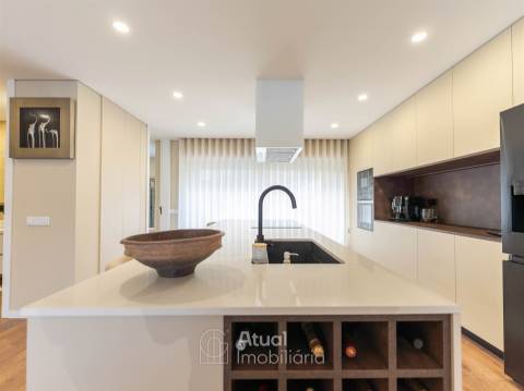 Moradia em Banda T3 Venda em Guardizela,Guimarães