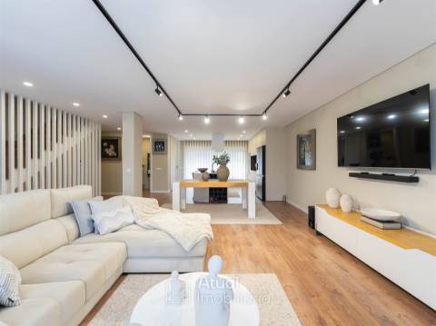 Moradia em Banda T3 Venda em Guardizela,Guimarães