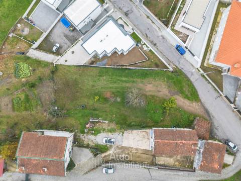 Terreno  Venda em Lustosa e Barrosas (Santo Estêvão),Lousada