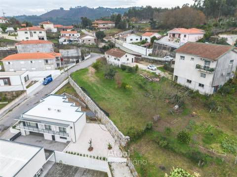 Terreno  Venda em Lustosa e Barrosas (Santo Estêvão),Lousada