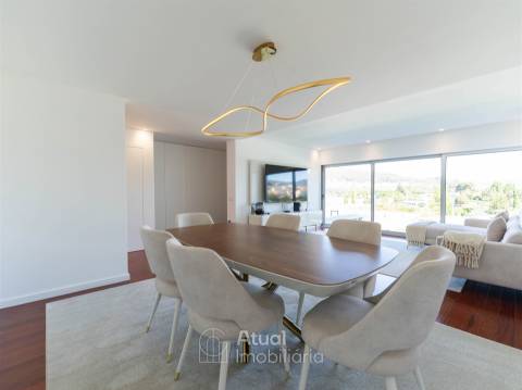 Moradia T3+1 Venda em Caldas de Vizela (São Miguel e São João),Vizela