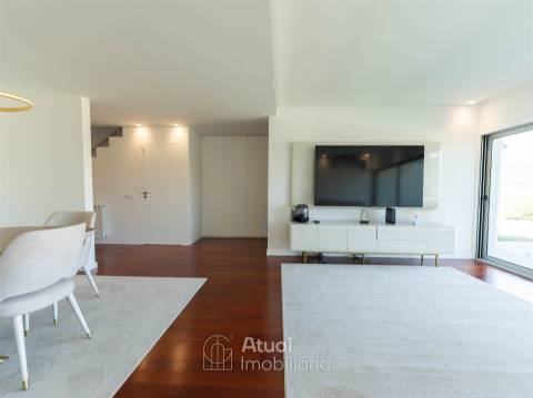 Moradia T3+1 Venda em Caldas de Vizela (São Miguel e São João),Vizela