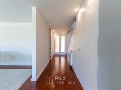 Moradia T3+1 Venda em Caldas de Vizela (São Miguel e São João),Vizela