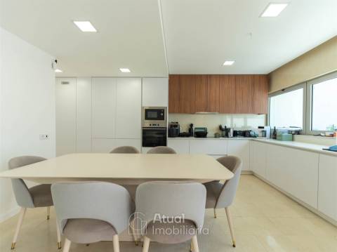 Moradia T3+1 Venda em Caldas de Vizela (São Miguel e São João),Vizela