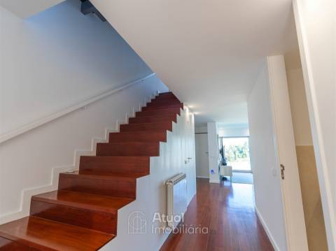 Moradia T3+1 Venda em Caldas de Vizela (São Miguel e São João),Vizela