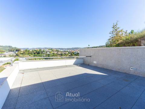 Moradia T3+1 Venda em Caldas de Vizela (São Miguel e São João),Vizela