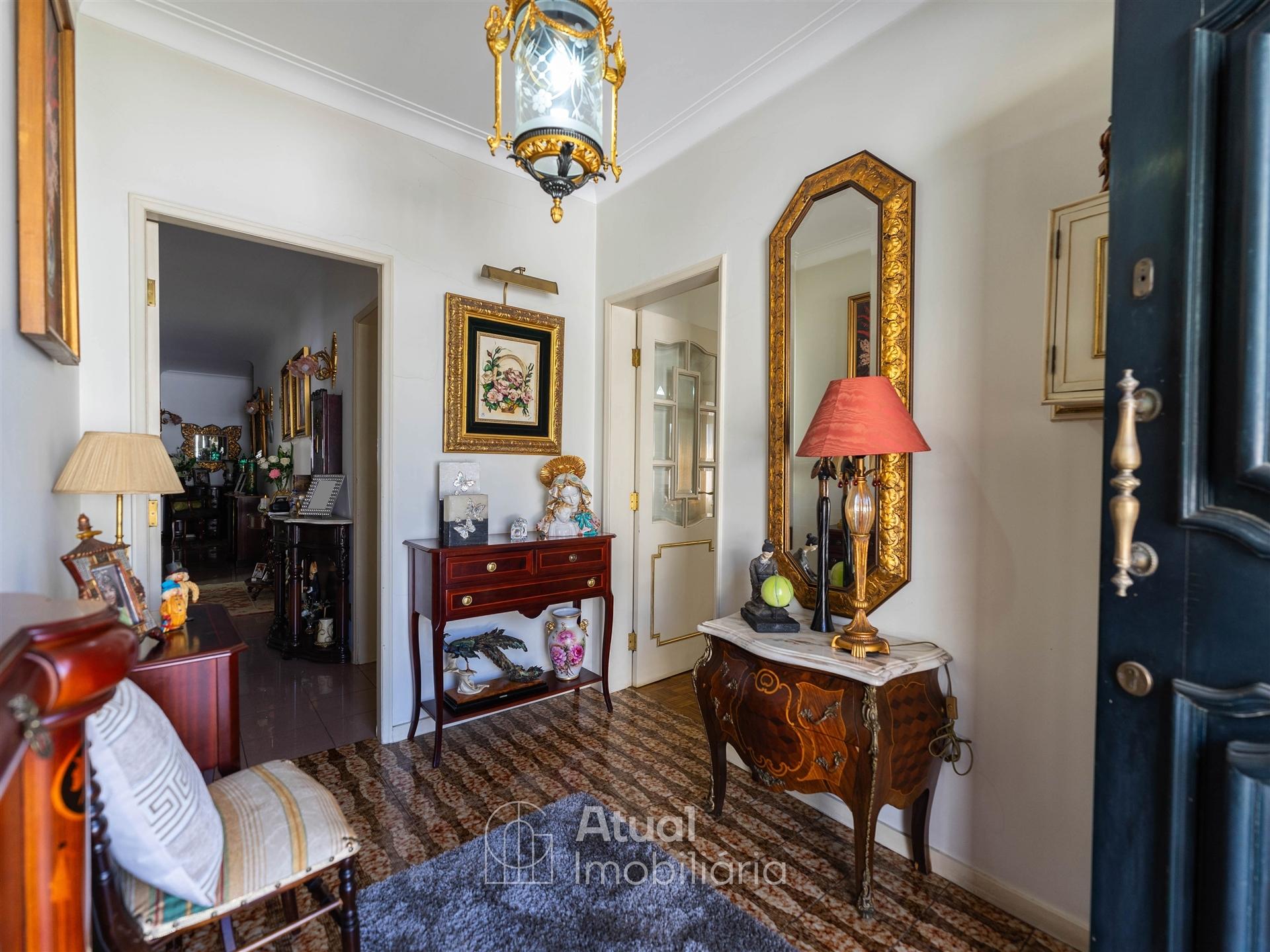 Andar Moradia T4 Arrendamento em Caldas de Vizela (São Miguel e São João),Vizela