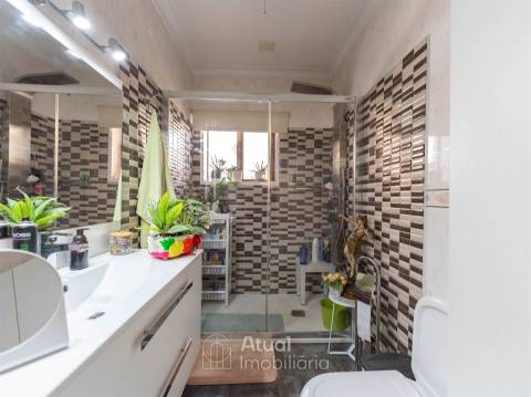 Andar Moradia T4 Arrendamento em Caldas de Vizela (São Miguel e São João),Vizela