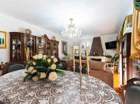 Andar Moradia T4 Arrendamento em Caldas de Vizela (São Miguel e São João),Vizela