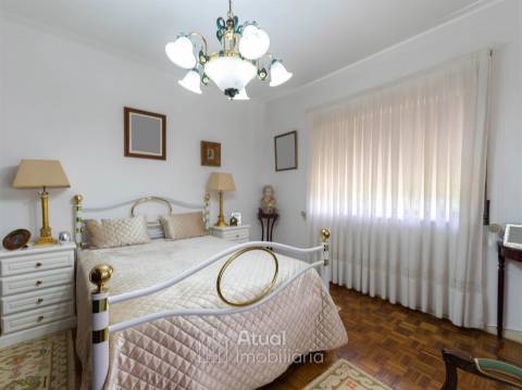 Andar Moradia T4 Arrendamento em Caldas de Vizela (São Miguel e São João),Vizela