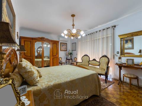 Andar Moradia T4 Arrendamento em Caldas de Vizela (São Miguel e São João),Vizela