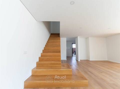 Moradia T3+1 Venda em Vizela (Santo Adrião),Vizela