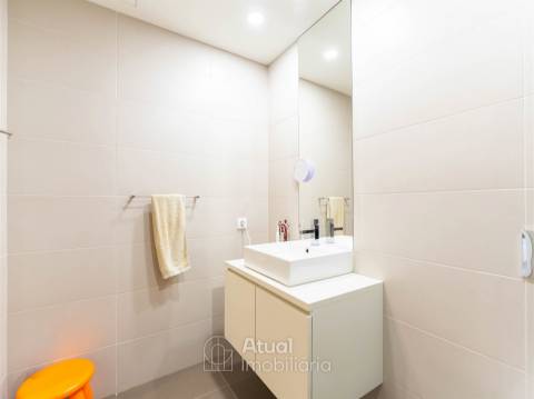 Apartamento T2 Venda em Caldas de Vizela (São Miguel e São João),Vizela