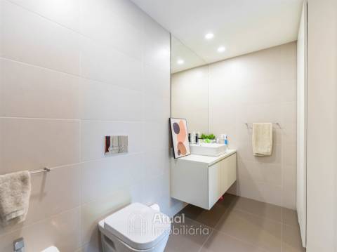 Apartamento T2 Venda em Caldas de Vizela (São Miguel e São João),Vizela