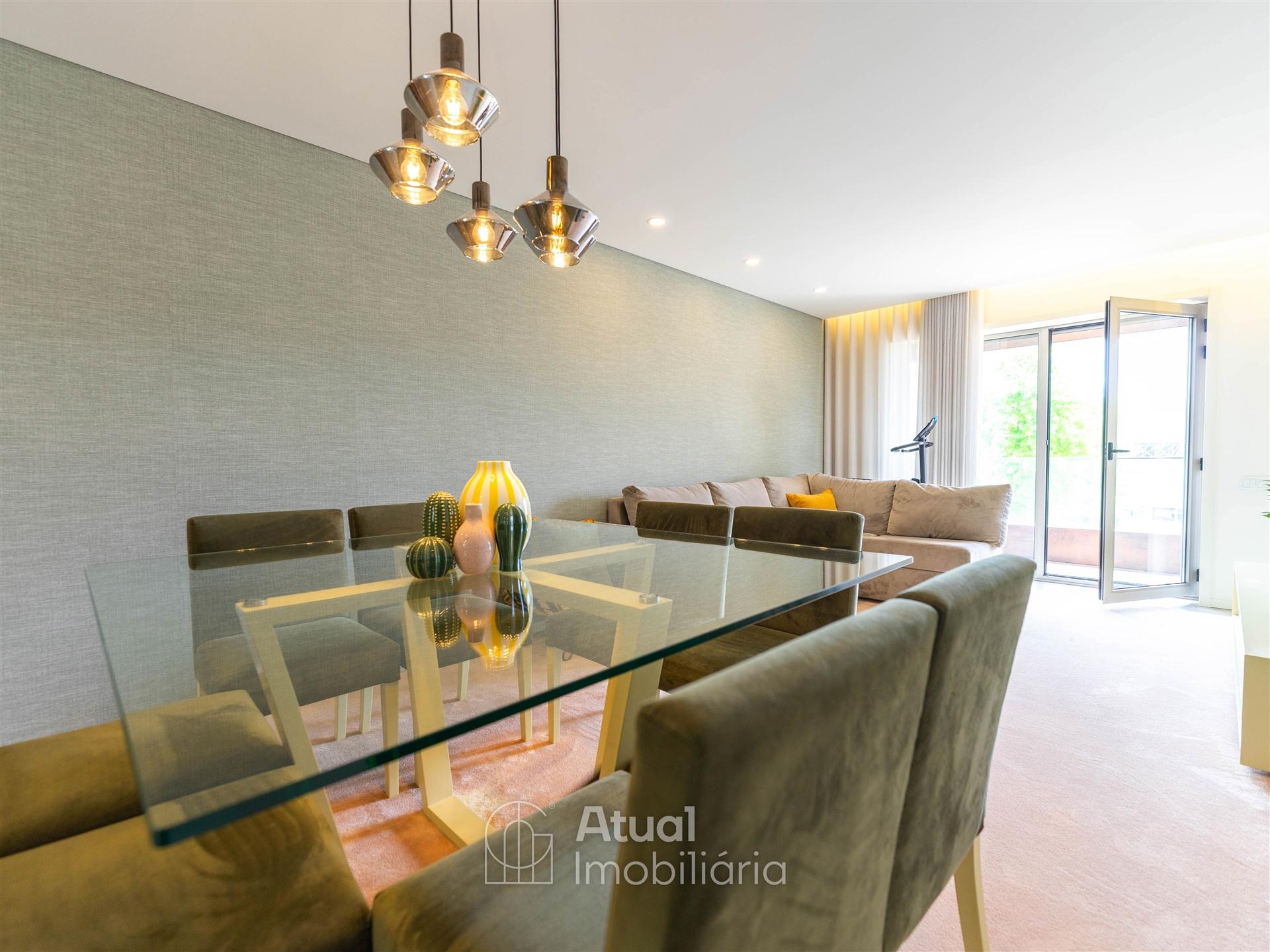 Apartamento T2 Venda em Caldas de Vizela (São Miguel e São João),Vizela