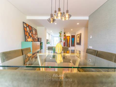 Apartamento T2 Venda em Caldas de Vizela (São Miguel e São João),Vizela