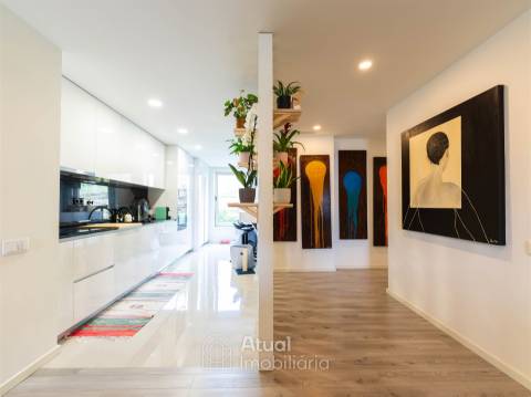 Apartamento T2 Venda em Caldas de Vizela (São Miguel e São João),Vizela