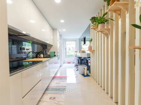 Apartamento T2 Venda em Caldas de Vizela (São Miguel e São João),Vizela