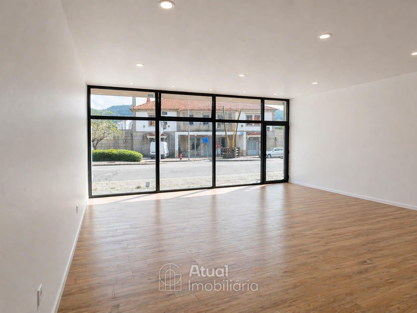 Loja  Arrendamento em Caldas de Vizela (São Miguel e São João),Vizela