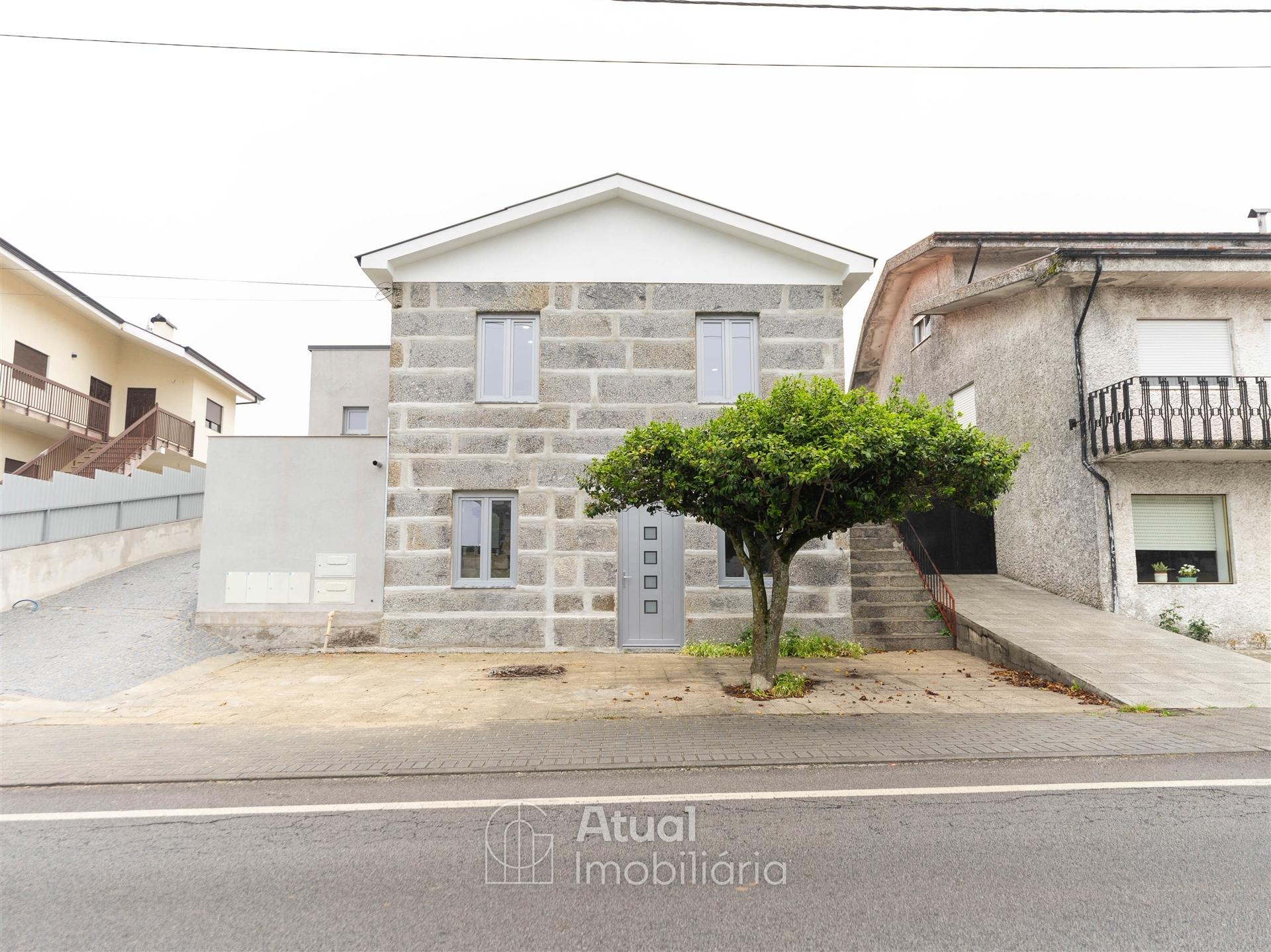 Moradia para Restaurar  Venda em Vila Cova da Lixa e Borba de Godim,Felgueiras