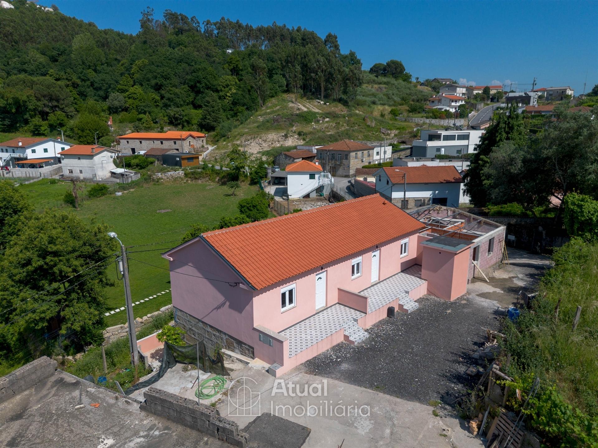 Andar Moradia T1 Venda em Caldas de Vizela (São Miguel e São João),Vizela