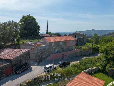 Andar Moradia T2 Venda em Caldas de Vizela (São Miguel e São João),Vizela