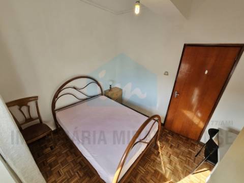 Arrendam-se quartos para estudantes em Mirandela com internet incluída