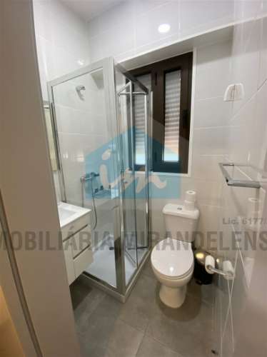 Quarto-suite para arrendar em Mirandela, num imóvel que foi totalmente remodelado.