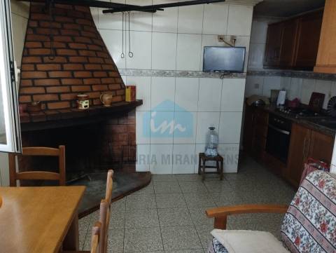 Moradia em granito para venda em Vale de Salgueiro - Mirandela