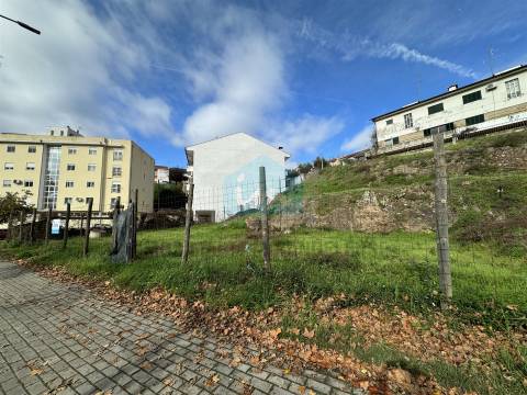 Terreno para Venda em Mirandela