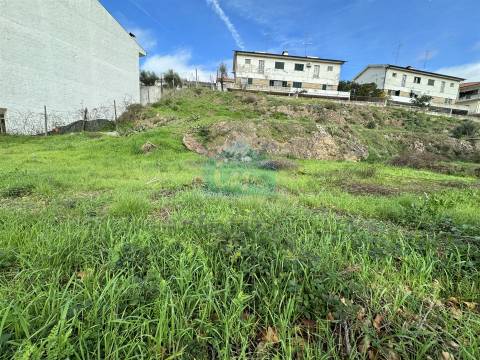 Terreno para Venda em Mirandela