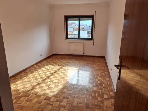 Apartamento T3 para Venda em Macedo de Cavaleiros