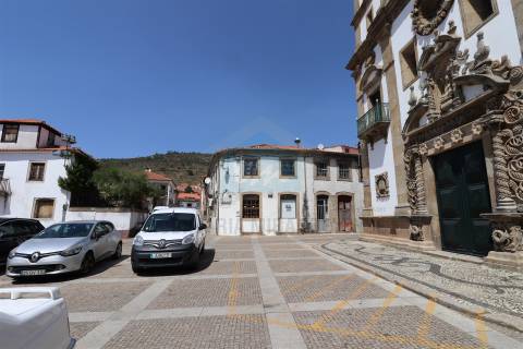 Moradia T3 Para Venda em Vila Flor