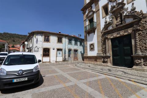 Moradia T3 Para Venda em Vila Flor