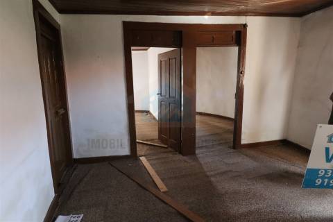 Moradia T3 Para Venda em Vila Flor