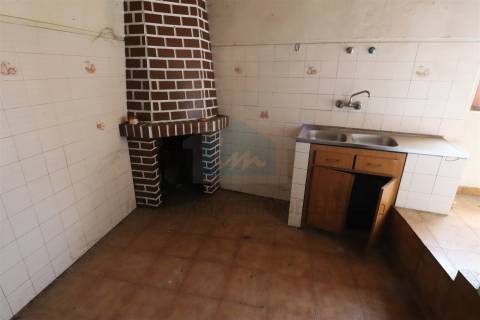 Moradia T3 Para Venda em Vila Flor