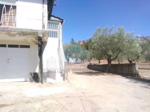 Moradia T3 Venda em Candoso e Carvalho de Egas,Vila Flor