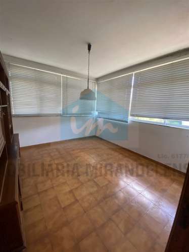 Moradia T6 para venda em Mirandela