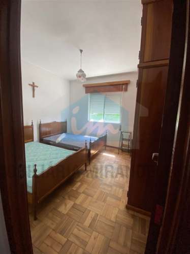 Moradia T6 para venda em Mirandela