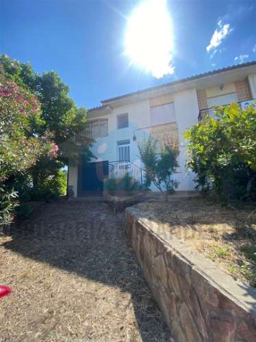 Moradia T6 para venda em Mirandela