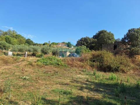 Terreno com 10.360m² para venda com viabilidade de construção de uma moradia