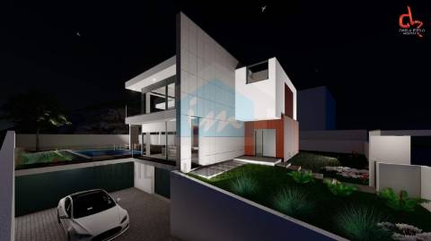 Terreno para Construção com Vista para o Rio