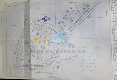 Lote para Venda em Telheiros, Mirandela